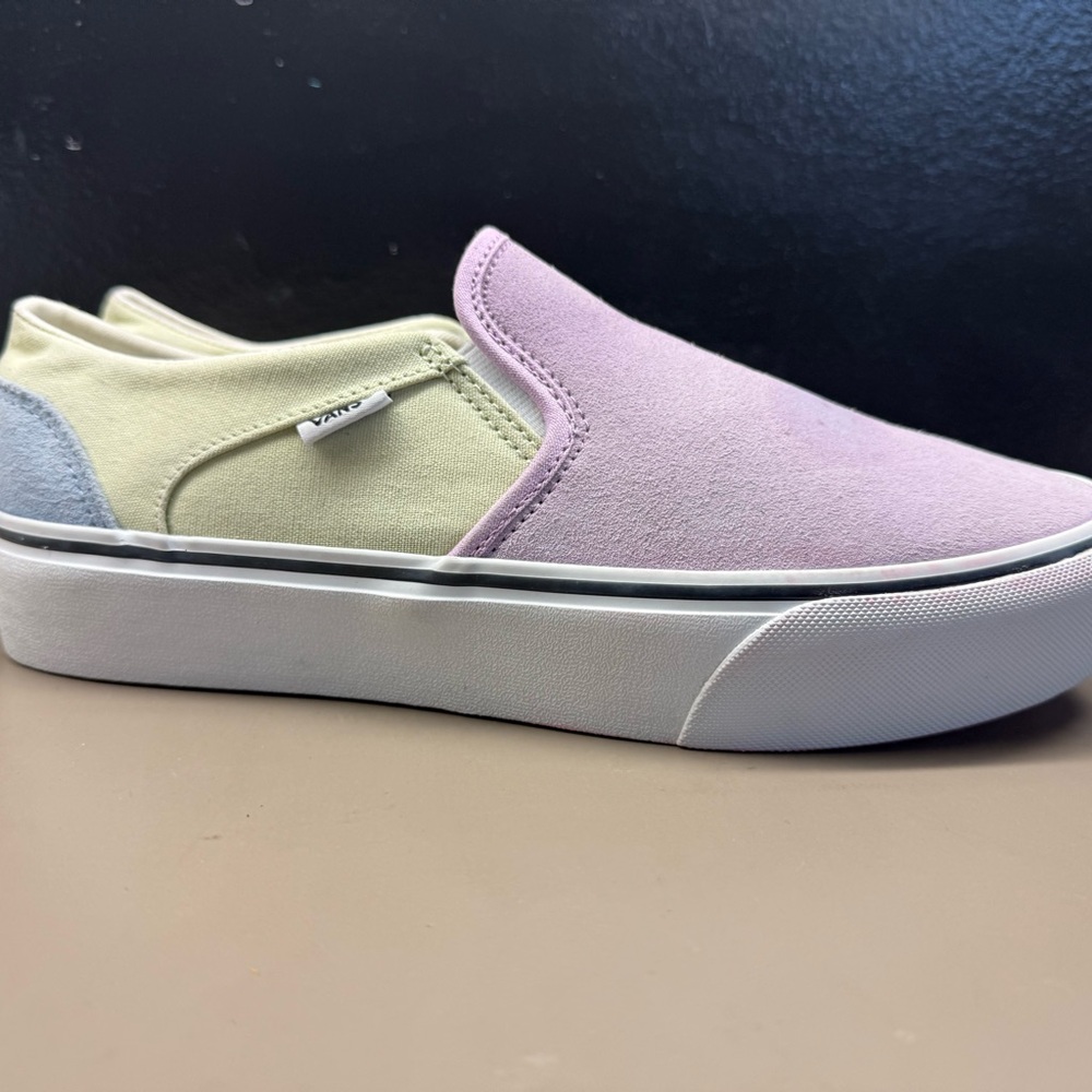 New w/ Defects Womens Vans Suede Pastel Multicolor Colorblocks Slip On Platform